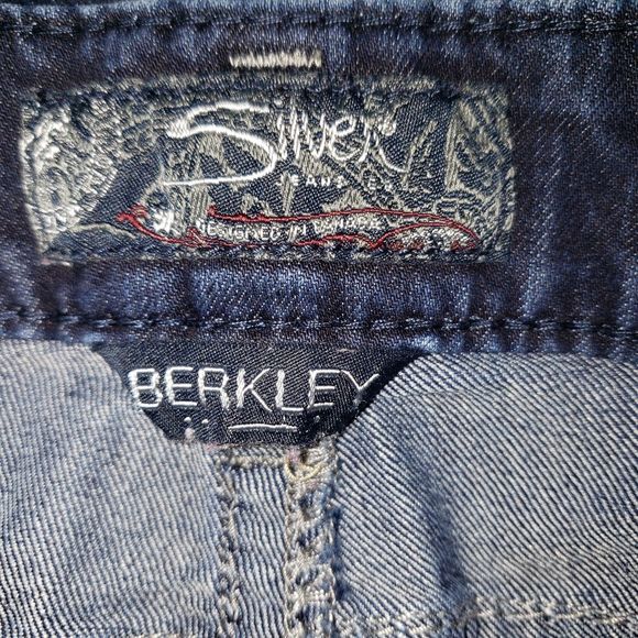 SILVER JEANS Berkley Dark Denim Straight Leg Jeans Womens Size W32/L32 - Picture 6 of 9